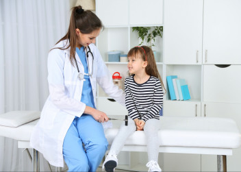 dítě u lékaře